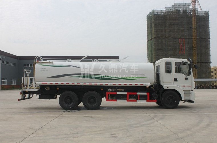 東風后八輪20噸灑水車圖片 東風后八輪20噸灑水車圖片