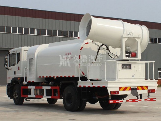 東風145多功能抑塵車廠家價格4