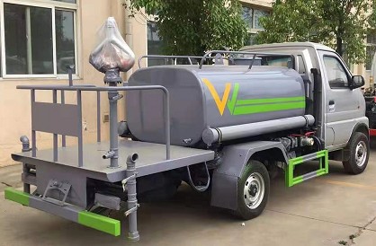 東風小霸王灑水車圖片 東風小霸王灑水車圖片