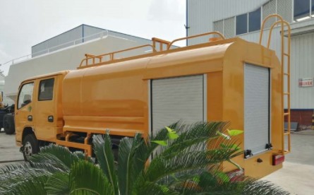 國六東風(fēng)多利卡3.5噸消防灑水車 國六東風(fēng)多利卡3.5噸消防灑水車