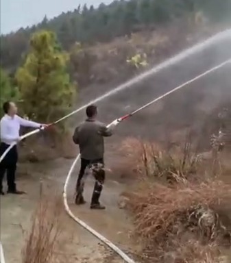 車載遠程供水泵試水效果 車載遠程供水泵試水效果