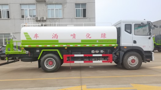 國六東風多利卡(D9)15方灑水車 國六東風多利卡(D9)15方灑水車