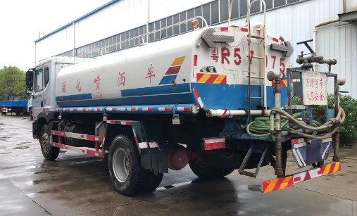 二手15方康機(jī)180馬力灑水車_二手東風(fēng)多利卡d9灑水車4