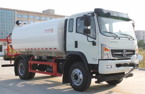 大運(yùn)運(yùn)途12方-13方灑水車 大運(yùn)運(yùn)途12方-13方灑水車